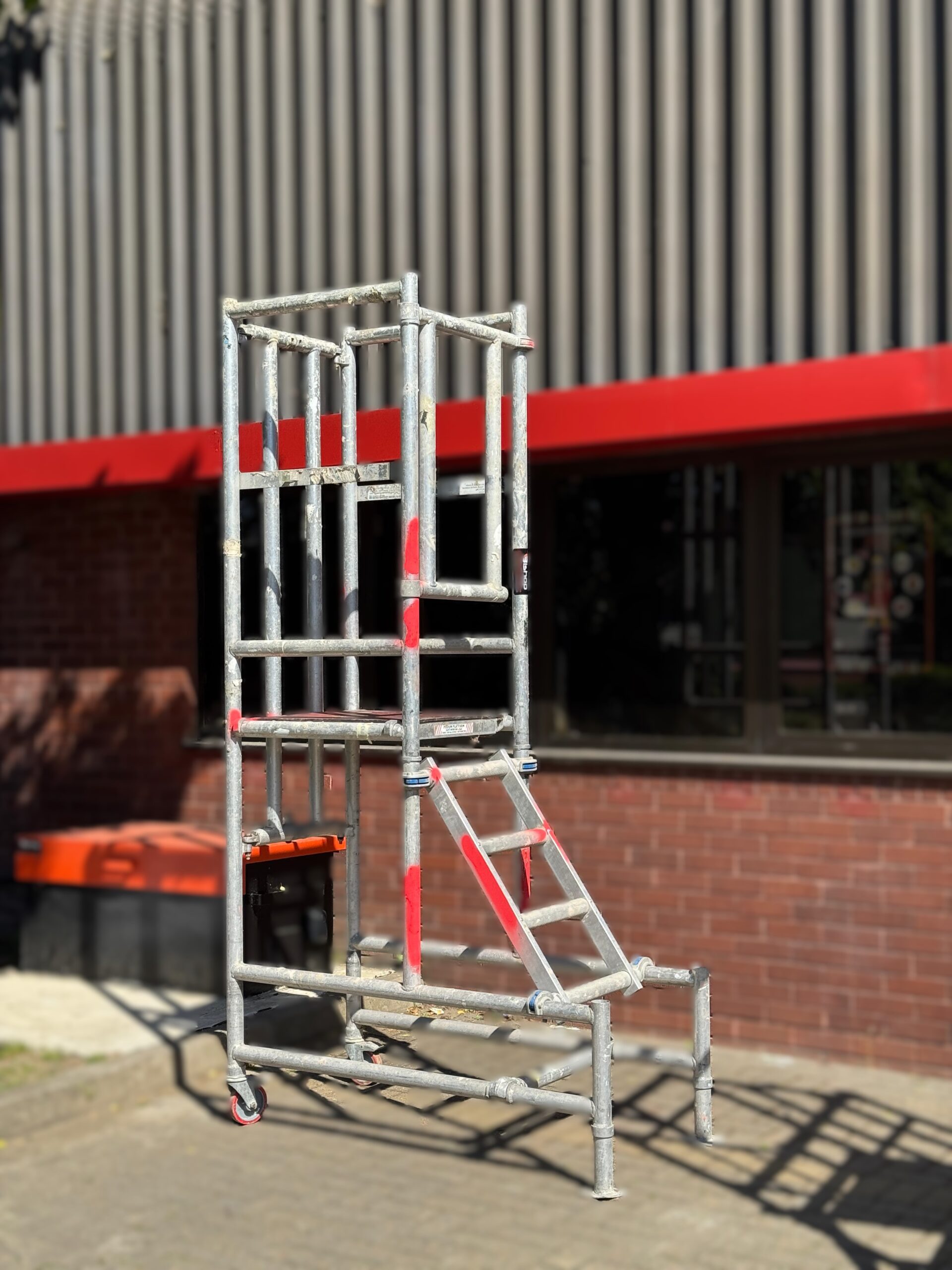 2.5 ( m) Overall Height Platform Podium Steps